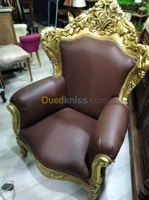 Tapisserie de salon et chaise 