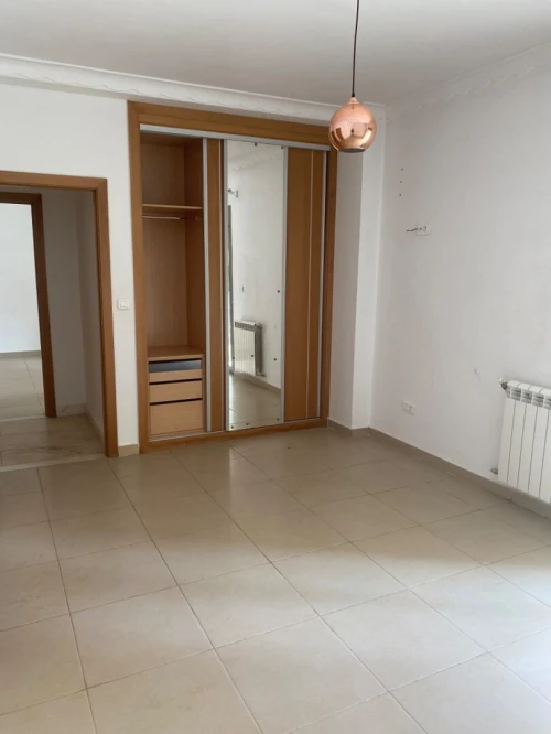 Location Appartement F4 Alger Draria