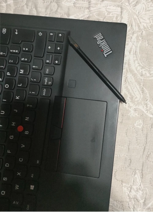 LENOVO THINKPAD X13 YOGA 360 i7, 10510U, 10EME GEN, SSD 512 GO, RAM 16 GO.
