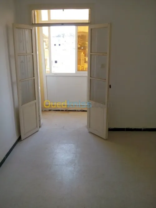 Vente Appartement F3 Alger Zeralda