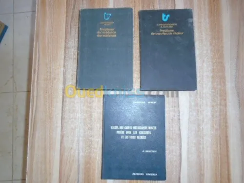  lot de livres