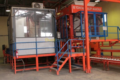 Machine de fabrication de pavée