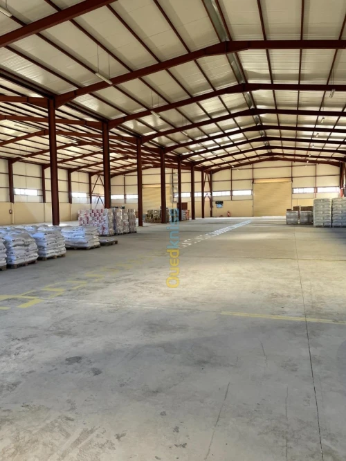 Dépotage, stockage et transport