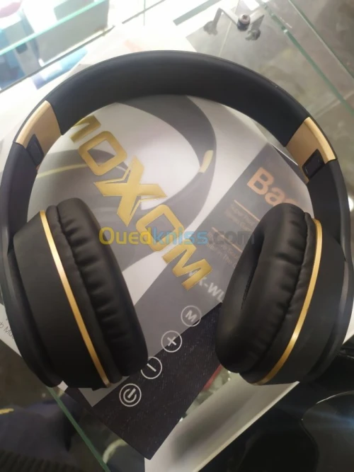 Casque gaming pro bluetoothe neuf