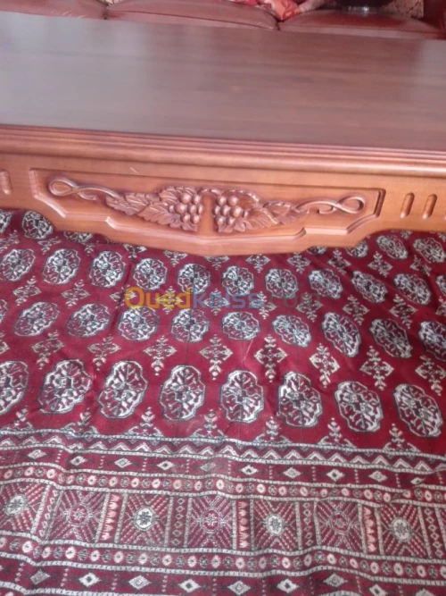 Table de salon en hetre tres massive