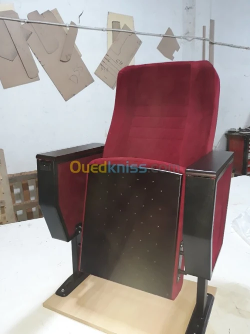 Fauteuil / chaise pour salle de confér
