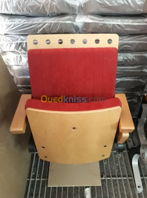 Fauteuil / chaise pour salle de confér