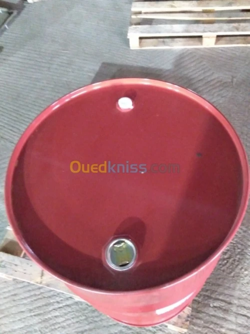 Fabrication des fûts métalliques