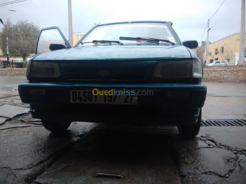 Kia pride 1997 .