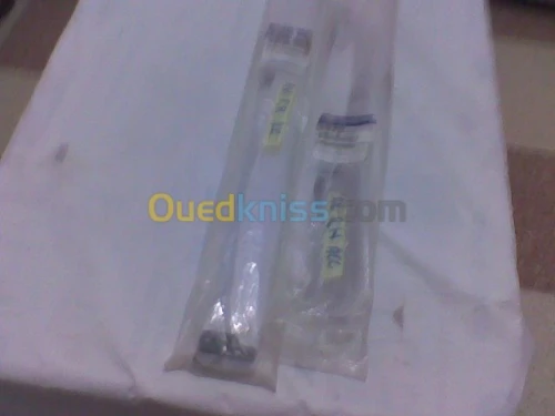 Lèche  vitre et baguettes Porte accent GLS noir