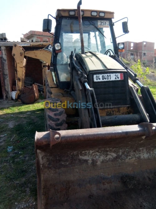 Caterpillar 438c
