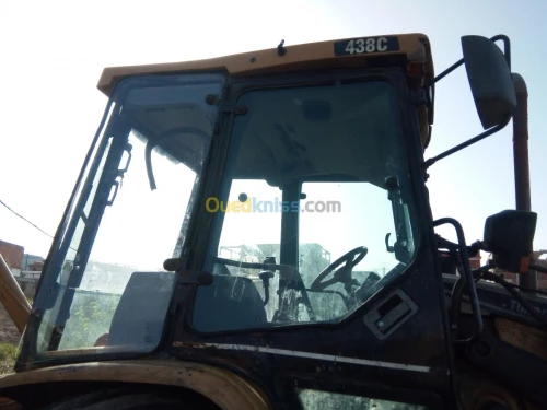 Caterpillar 438c