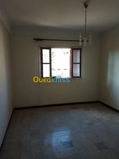Vente Appartement F4 Bejaia Kherrata
