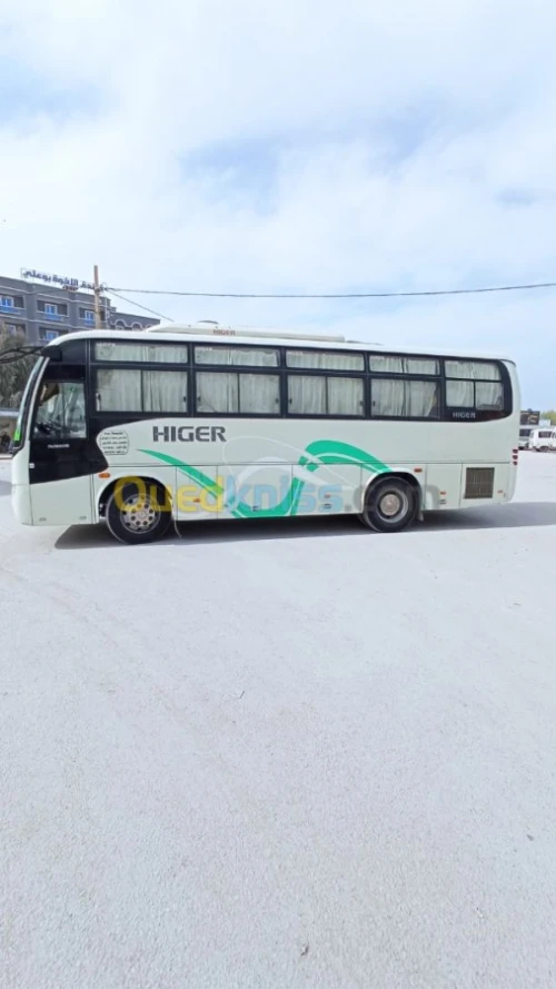 Higer V8
