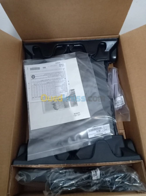 Routeur Cisco 888W-GN-E-K9 (WIFI)