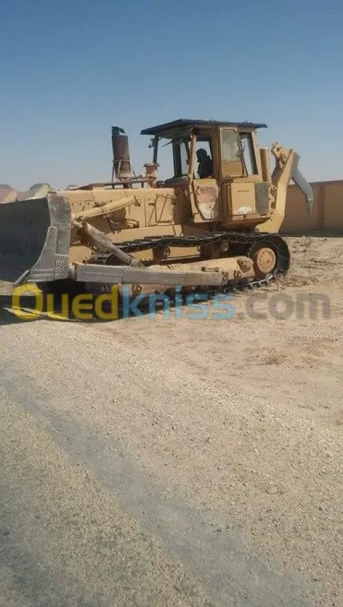 HANOMAG D700 Bulldozer