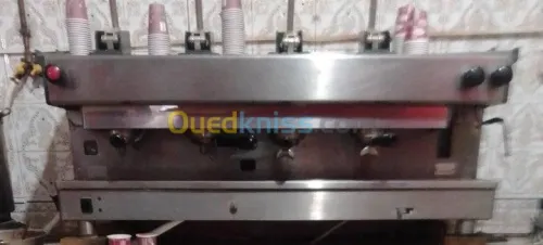 Matériels  Café . معدات مقهى