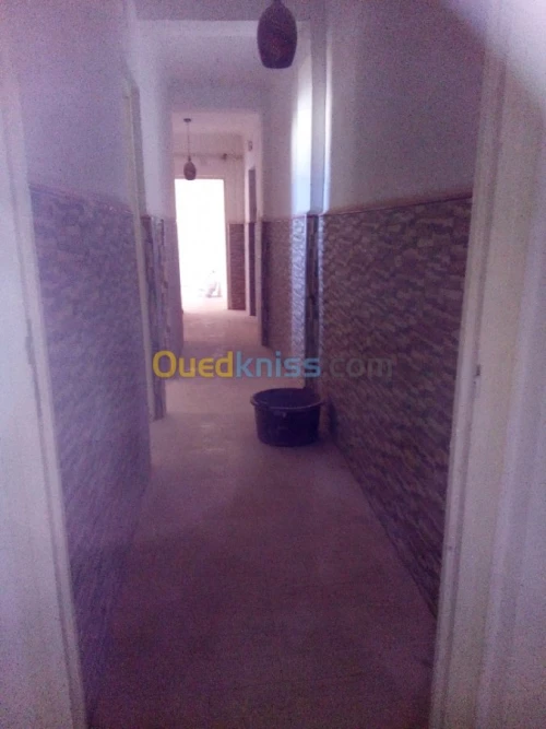 Location Appartement F3 Alger Ain benian