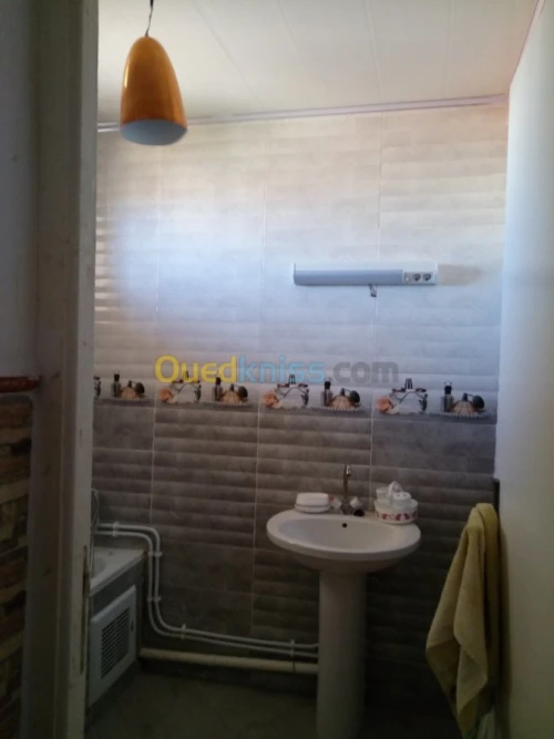 Location Appartement F3 Alger Ain benian