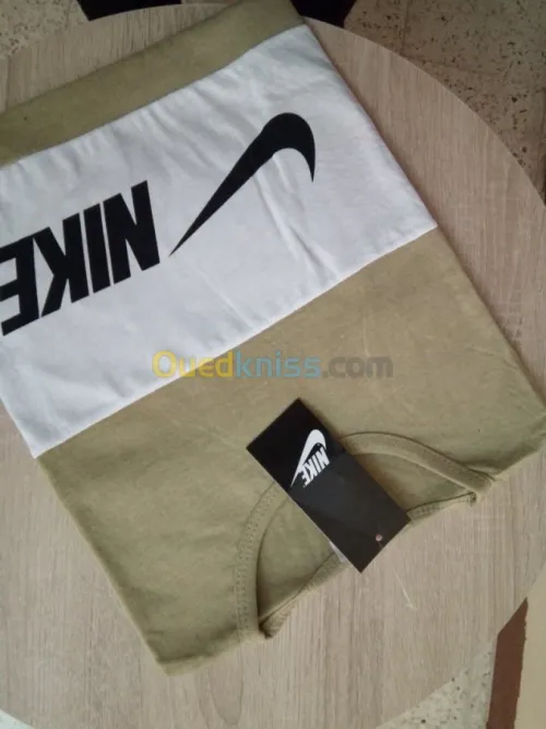 T-shirt été Nike , vikings 