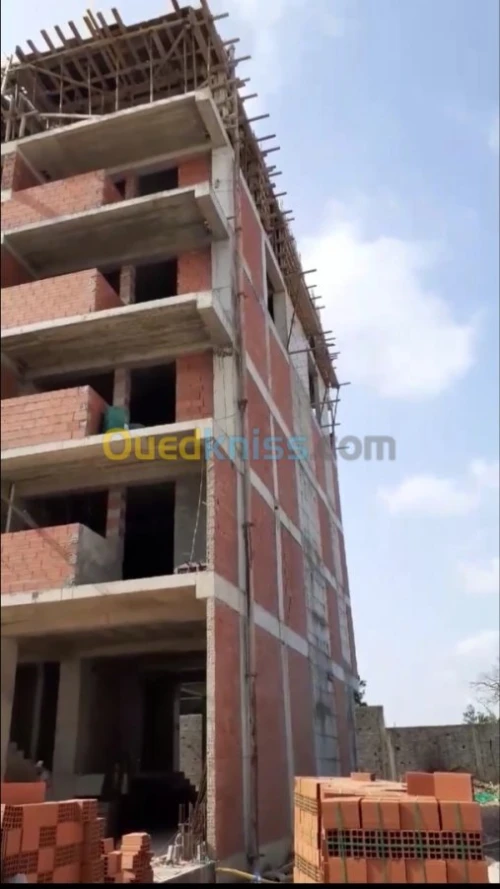 Location de pompe à béton stationnaire