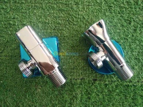 Robinet ablution WC 1/2'' x 1/2''