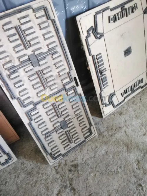 Caisse en carton ondule علب كرتون