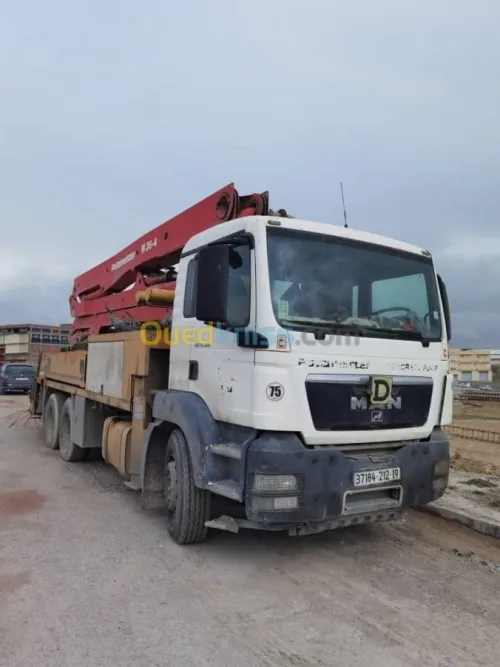 Location de pompe girafe 36 mètres