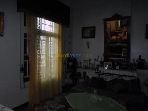 Vente Villa Chlef Tenes