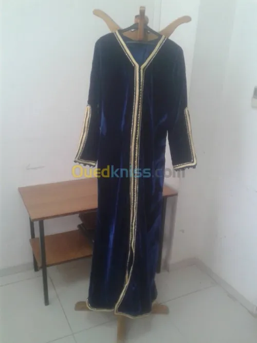 lot de tenues tradionnelles 