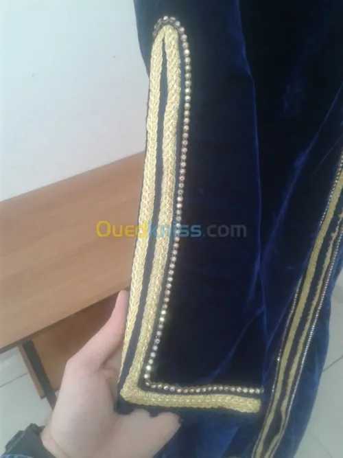 lot de tenues tradionnelles 