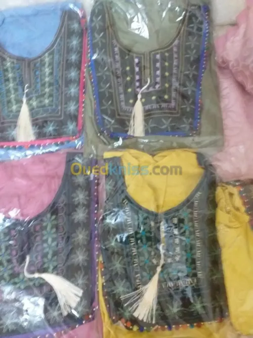 djeba sans et demi manche