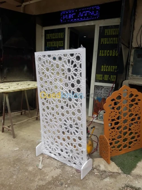DECORATION FOREX