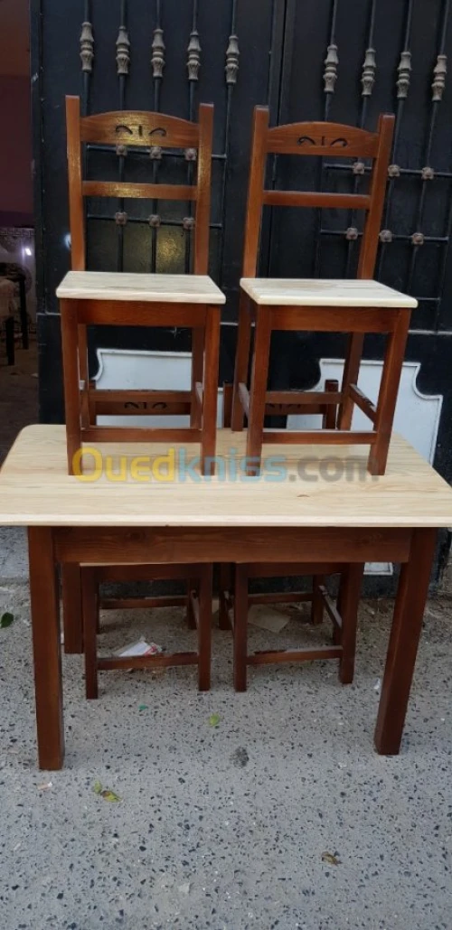 Table de cuisine Bois Rouge