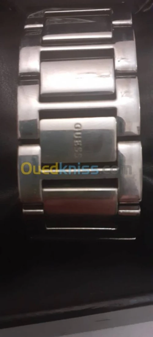 Montre guess 170607l1 pour femme 26 mm