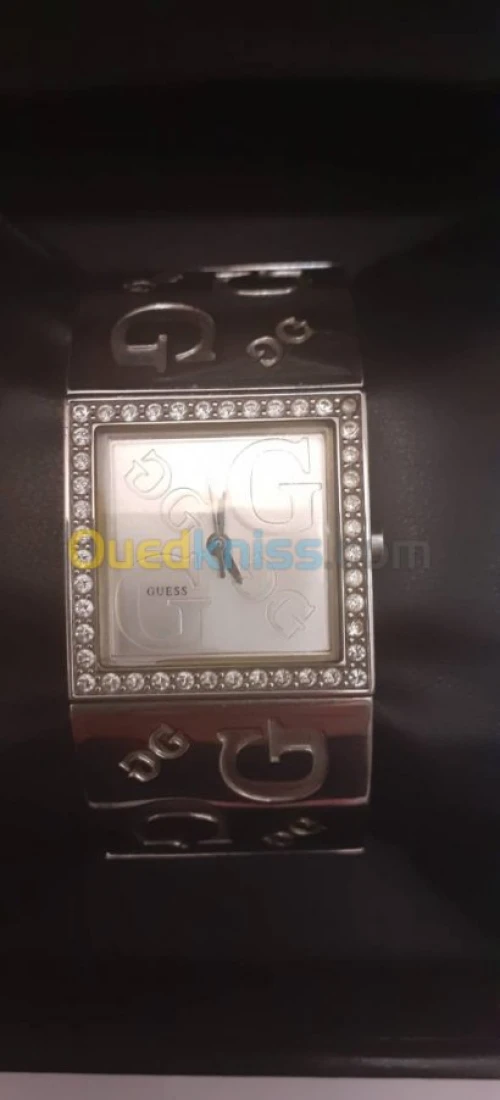 Montre guess 170607l1 pour femme 26 mm