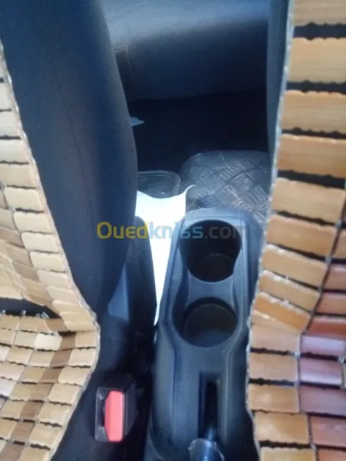 Peugeot 301 2013 Active