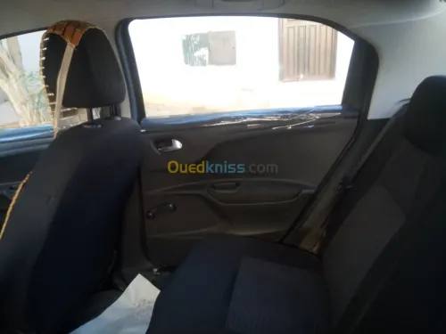 Peugeot 301 2013 Active