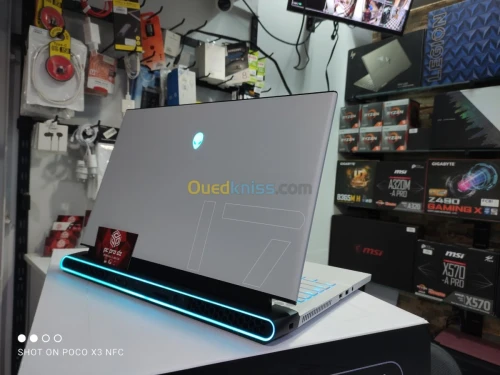 ALIENWARE M17 i7 10750H/RTX2070/300HZ
