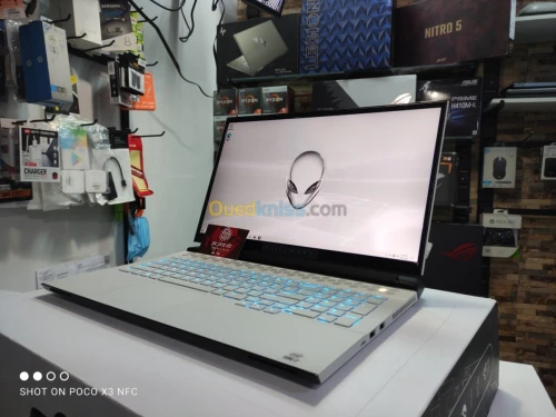 ALIENWARE M17 i7 10750H/RTX2070/300HZ