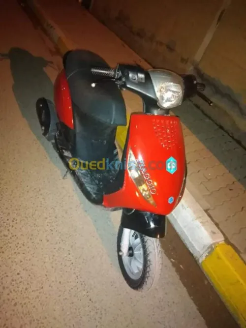 Piaggio 50cc scooter 
