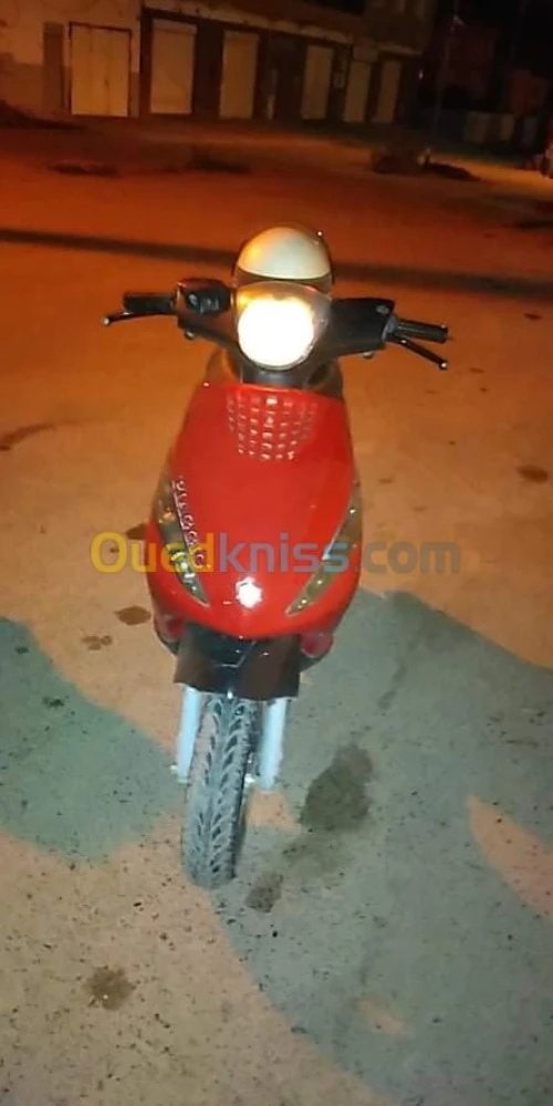 Piaggio 50cc scooter 