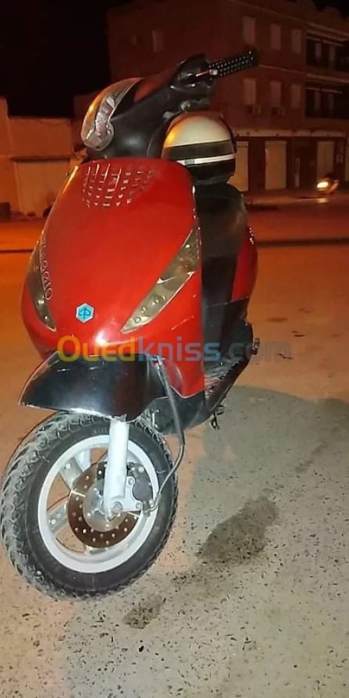 Piaggio 50cc scooter 