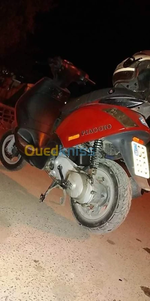 Piaggio 50cc scooter 