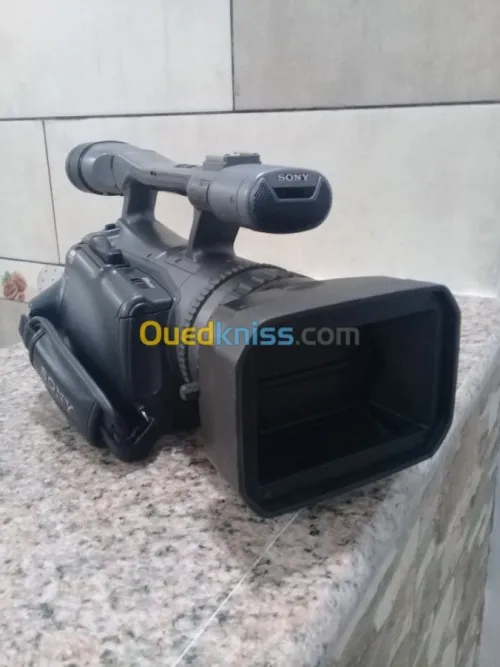 Camera sony hdr-fx7e
