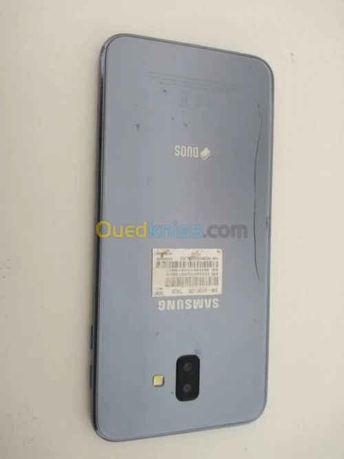Samsung Galaxy J6+