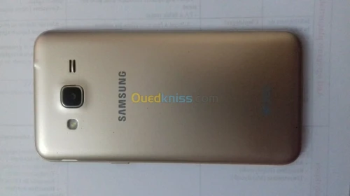 Samsung Galaxy j3 2016