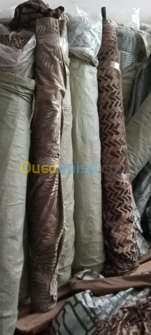 LIQUIDATION EN GROS TISSUS POUR SALON 