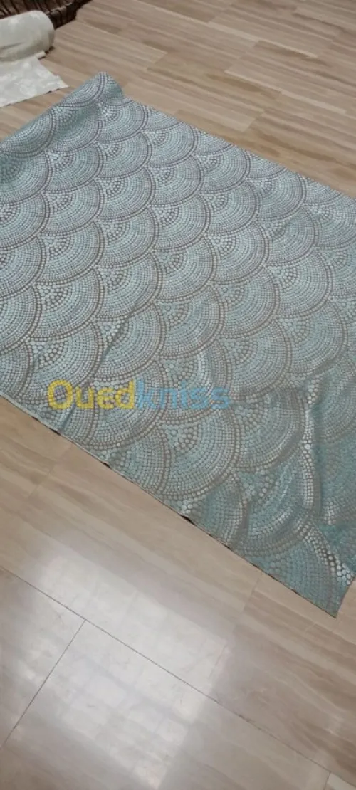 LIQUIDATION EN GROS TISSUS POUR SALON 