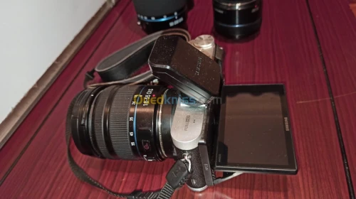 Samsung NX300 + 3 objectifs